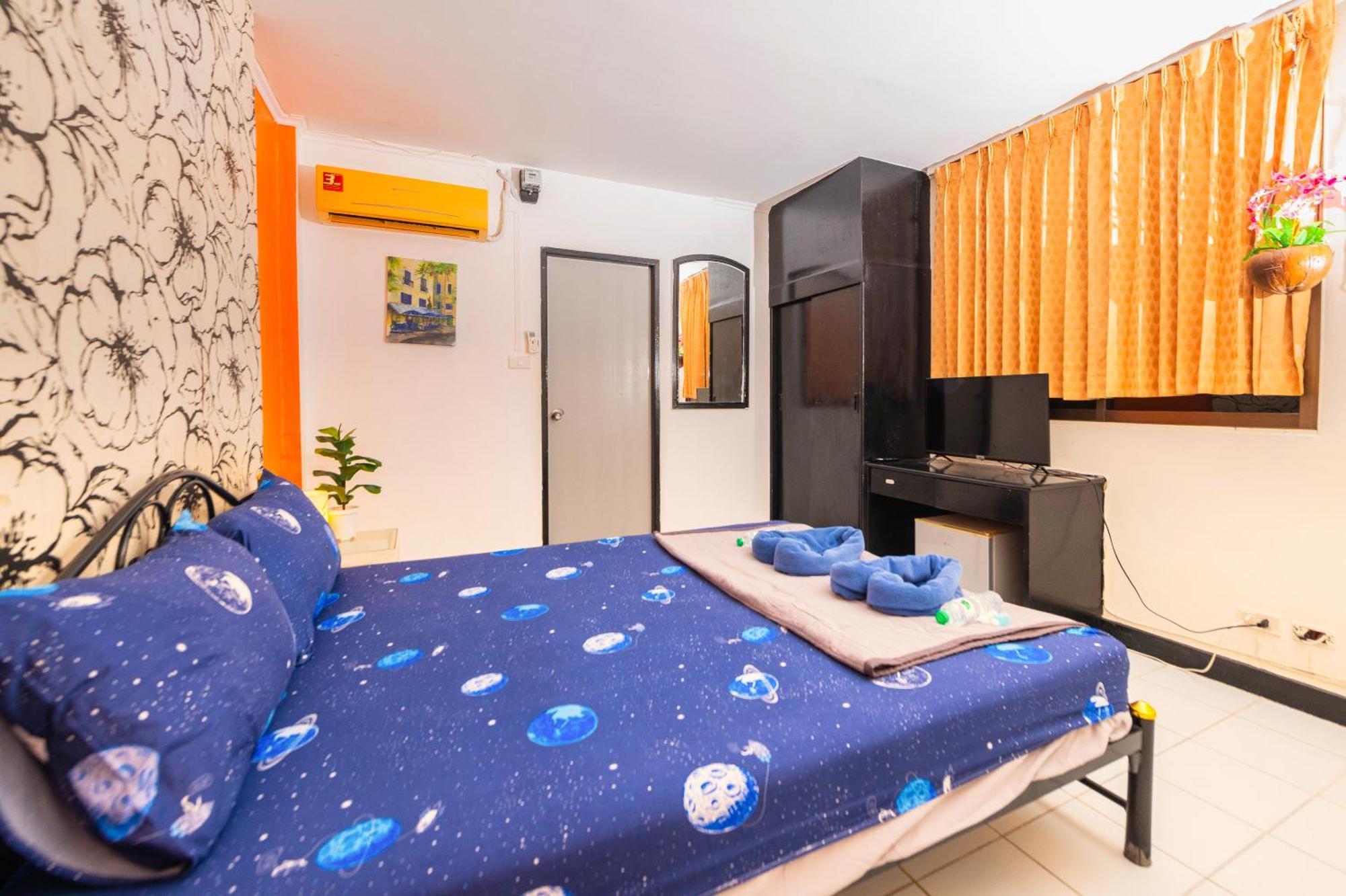 Happy Jomtien - Beachfront Habitación foto
