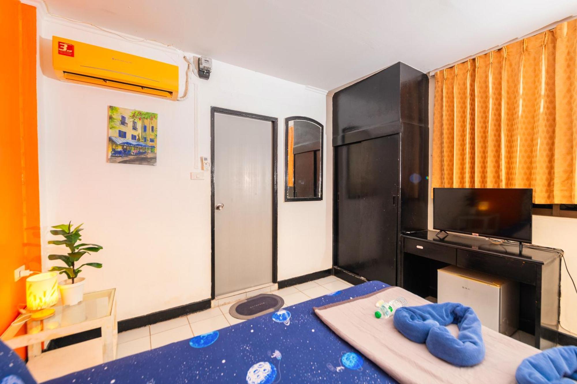 Happy Jomtien - Beachfront Habitación foto