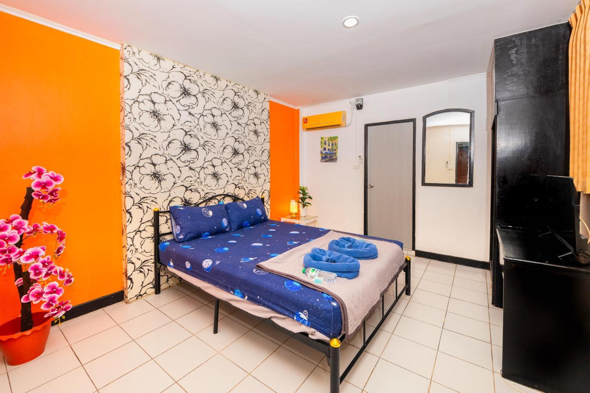 Happy Jomtien - Beachfront Habitación foto