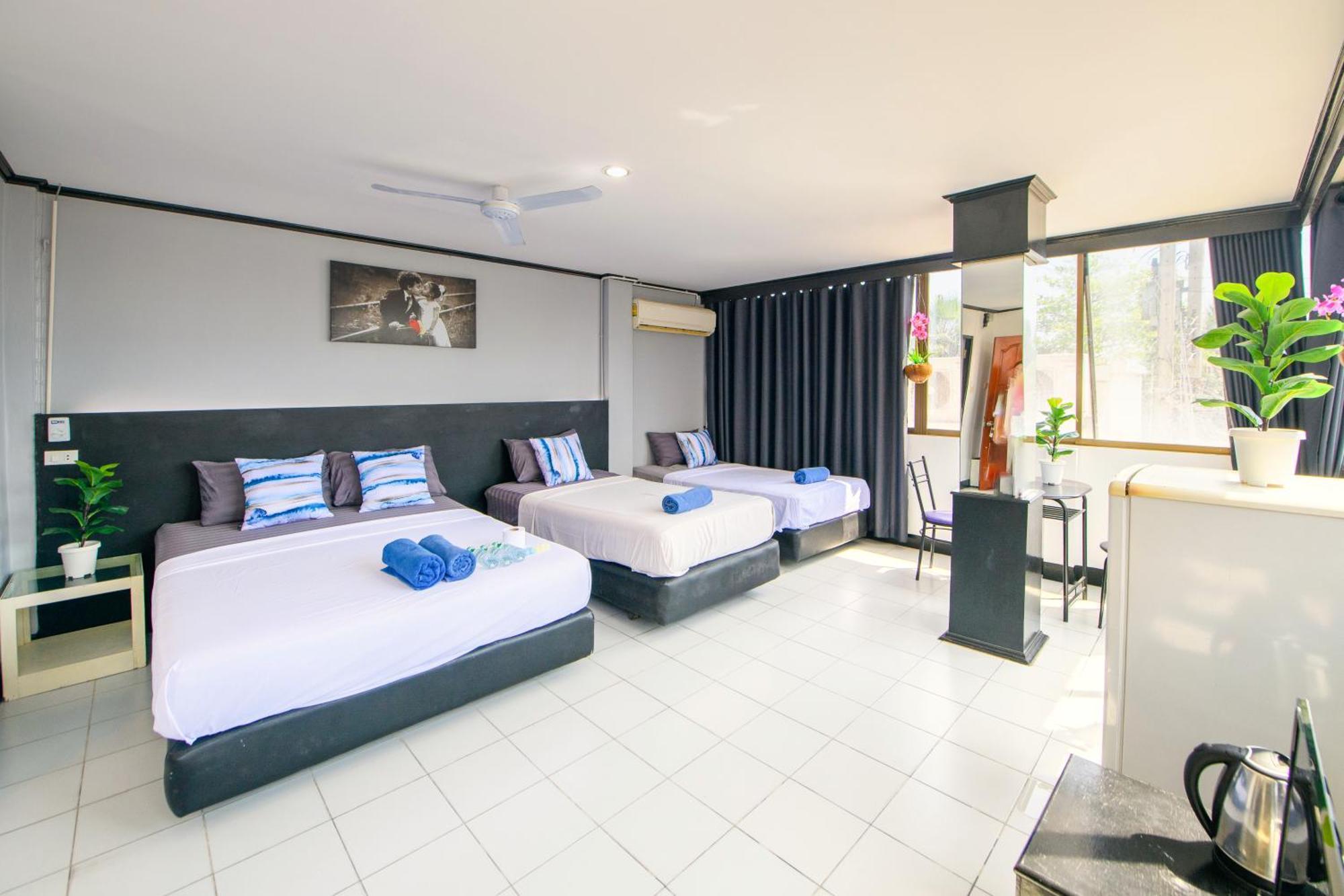 Happy Jomtien - Beachfront Habitación foto